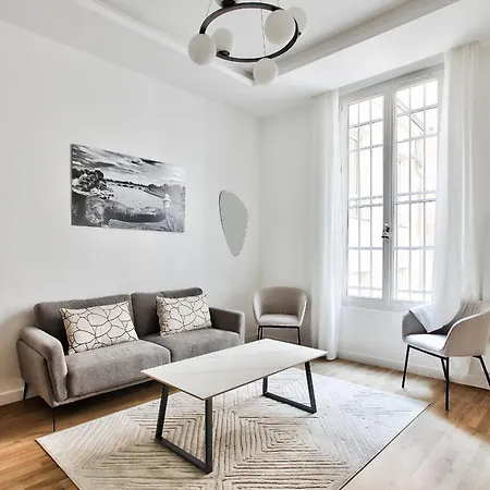 Marais Elegance - Two Bedrooms Parigi